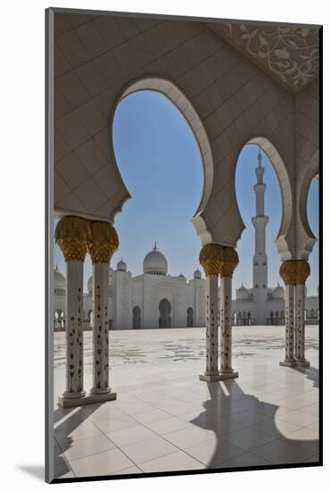 Internal View of the Arcade of the Sheikh Zayed Mosque, Al Maqta District of Abu Dhabi, Abu Dhabi-Cahir Davitt-Mounted Photographic Print