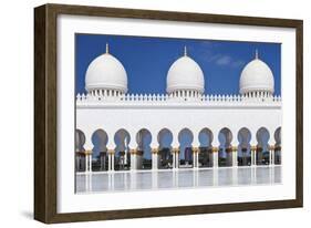 Internal View of the Sheikh Zayed Mosque, Al Maqta District of Abu Dhabi, Abu Dhabi-Cahir Davitt-Framed Photographic Print