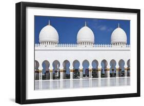 Internal View of the Sheikh Zayed Mosque, Al Maqta District of Abu Dhabi, Abu Dhabi-Cahir Davitt-Framed Photographic Print