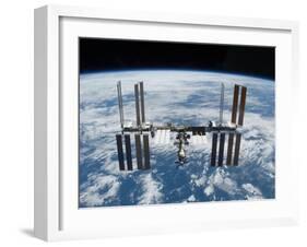 International Space Station in 2009-null-Framed Photo