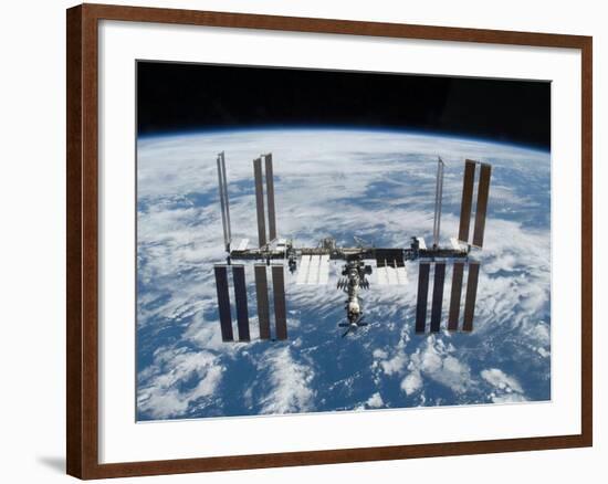 International Space Station in 2009-null-Framed Photo