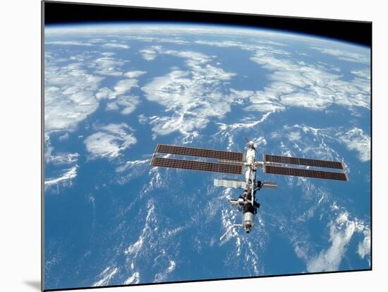 International Space Station-Stocktrek Images-Mounted Photographic Print