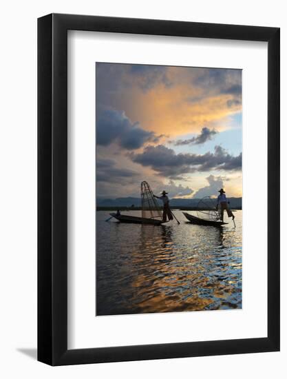 Intha Fisherman Rowing at Sunset on Inle Lake, Shan State, Myanmar-Keren Su-Framed Photographic Print