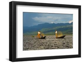 Intha Fisherman Rowing Boat with Leg on Inle Lake, Shan State, Myanmar-Keren Su-Framed Photographic Print