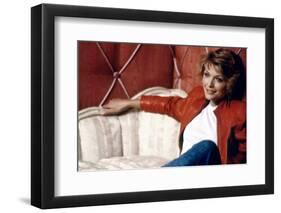 INTO THE NIGHT, 1984 directed by JOHN LANDIS Michelle Pfeiffer (photo)-null-Framed Photo