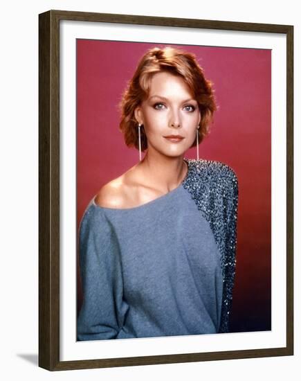 INTO THE NIGHT, 1984 directed by JOHN LANDIS Michelle Pfeiffer (photo)-null-Framed Photo