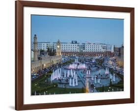 Iraq, Kurdistan, Erbil, Shar Park (City Center Park) and Qaysari Bazaars-Jane Sweeney-Framed Photographic Print