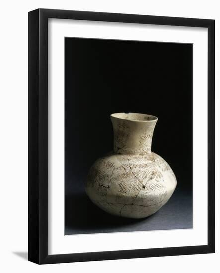 Iraq, Tell Abu Husaini, Vase with Herringbone Pattern Decoration-null-Framed Giclee Print