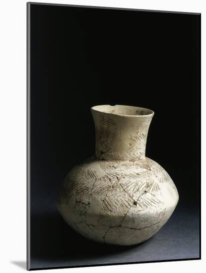 Iraq, Tell Abu Husaini, Vase with Herringbone Pattern Decoration-null-Mounted Giclee Print