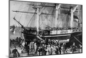 Irish Immigrants Disembarking at New York, 1855-null-Mounted Art Print