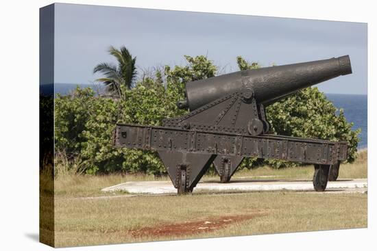 Iron cannon sitting on the outskirts of Castillo de la Real Fuerza on the western edge of Havana-Mallorie Ostrowitz-Stretched Canvas