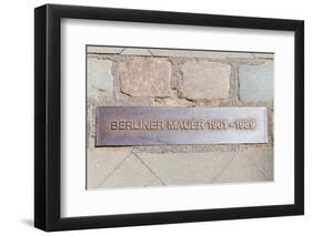 Iron Plaque of the Berliner Wall near Checkpoint Charlie-kruwt-Framed Photographic Print