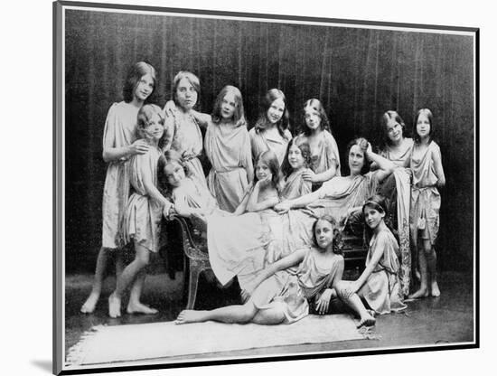 Isadora Duncan and Her Pupils from the Grunewald School, 1908-Paul Berger-Mounted Giclee Print