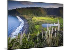 Island of Hawaii, Hawaii: Elevated View of Waipio Valley.-Ian Shive-Mounted Photographic Print