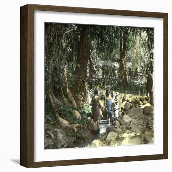 Island of Java (Indonesia), the Fountain of Ka-Leon, Levy et Fils-Framed Photographic Print