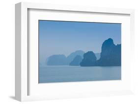 Islands in the Pacific Ocean, Ha Long Bay, Quang Ninh Province, Vietnam-null-Framed Photographic Print