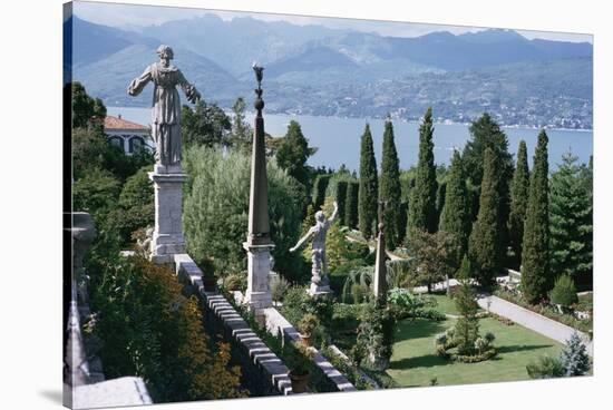 Isola Bella, Completed in 1670 for Count Borromeo, Lake Maggiore, Piedmont, Italy-Walter Rawlings-Stretched Canvas