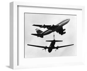 Israeli El Al Boeing 747 and a Propeller HS 748 Nearly Miss One Another, June 1948-null-Framed Photographic Print