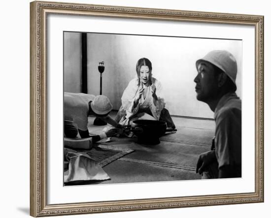 Isuzu Yamada, Director Akira Kurosawa On The Set Of Throne Of Blood, (AKA Kumonosu Jo), 1957-null-Framed Photo