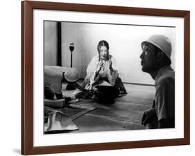 Isuzu Yamada, Director Akira Kurosawa On The Set Of Throne Of Blood, (AKA Kumonosu Jo), 1957-null-Framed Photo