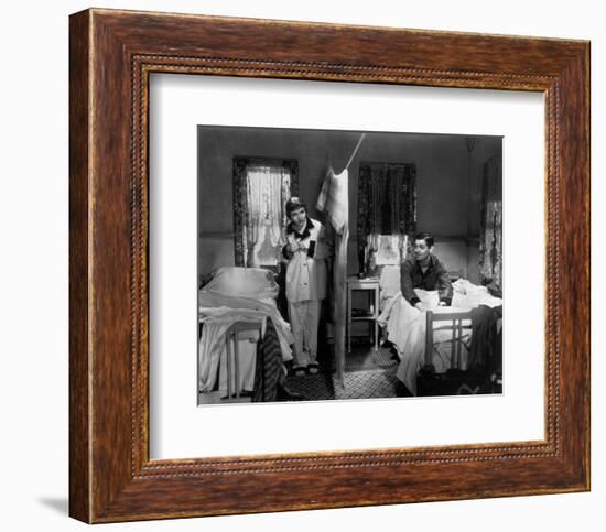 It Happened One Night (1934)-null-Framed Photo