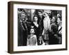 It's a Wonderful Life de FranckCapra avec James Stewart et Donna Reed 1946 famille devant un arbre-null-Framed Photo