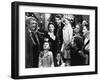 It's a Wonderful Life de FranckCapra avec James Stewart et Donna Reed 1946 famille devant un arbre-null-Framed Photo