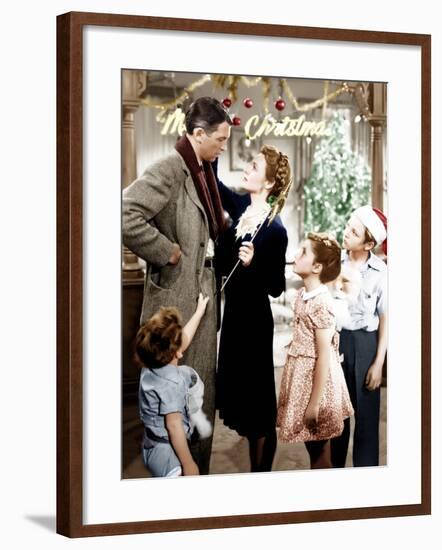 It's a Wonderful Life, Jimmy Hawkins, James Stewart, Donna Reed, CArol Coomes, Larry Simms, 1946-null-Framed Photo