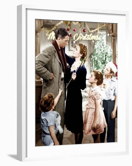 It's a Wonderful Life, Jimmy Hawkins, James Stewart, Donna Reed, CArol Coomes, Larry Simms, 1946-null-Framed Photo