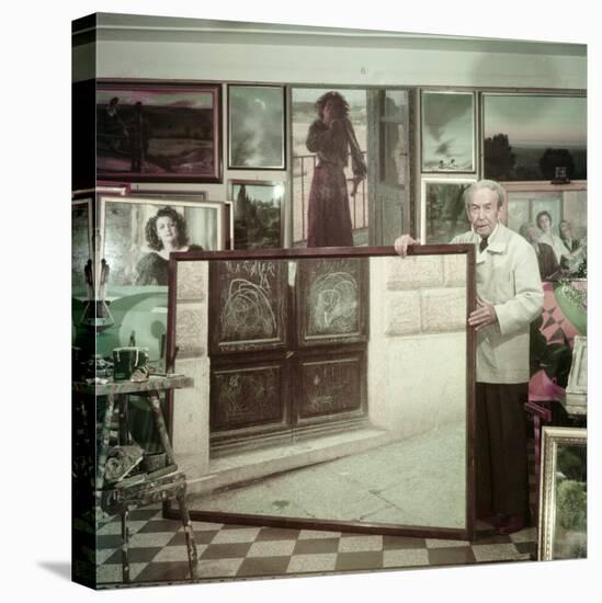 Italian Artist Giacomo Balla at Work in His Studio-Gjon Mili-Stretched Canvas