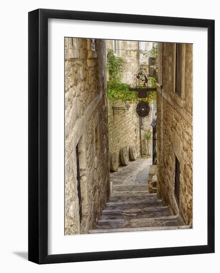 Italy, Apulia, Foggia, Vieste. A picturesque alley in Vieste old town.-Julie Eggers-Framed Photographic Print