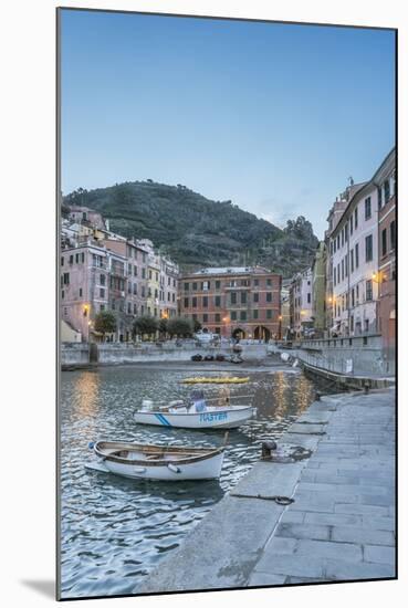 Italy, Cinque Terre, Vernazza-Rob Tilley-Mounted Photographic Print