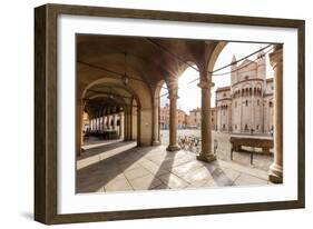 Italy, Italia; Emilia-Romagna; Modena district. Modena. Piazza Grande, the Cathedral (UNESCO World-Francesco Iacobelli-Framed Photographic Print