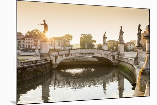 Italy, Italia. Veneto. Padova district. Padua, Padova. Prato della Valle-Francesco Iacobelli-Mounted Photographic Print