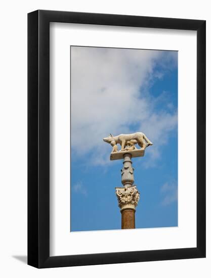 Italy, Siena, Siena Cathedral, Statue of Romulus and Remus-Samuel Magal-Framed Photographic Print