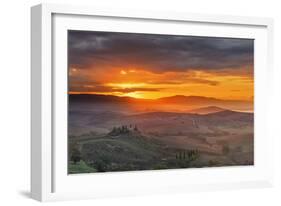 Italy, Tuscany, Siena District, Orcia Valley, Podere Belvedere Near San Quirico D'Orcia.-Francesco Iacobelli-Framed Photographic Print