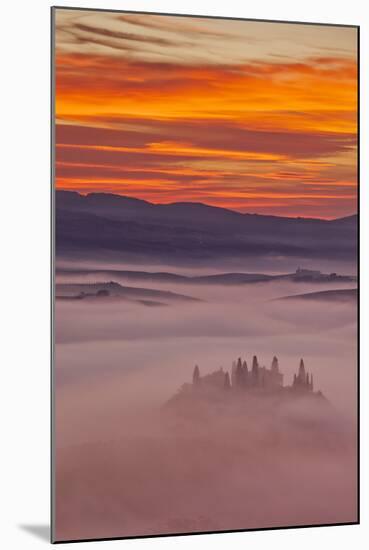 Italy, Tuscany, Siena District, Orcia Valley, Podere Belvedere Near San Quirico D'Orcia.-Francesco Iacobelli-Mounted Photographic Print