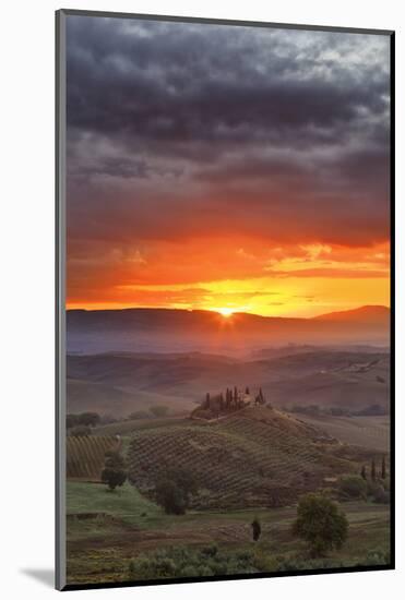 Italy, Tuscany, Siena District, Orcia Valley, Podere Belvedere Near San Quirico D'Orcia.-Francesco Iacobelli-Mounted Photographic Print