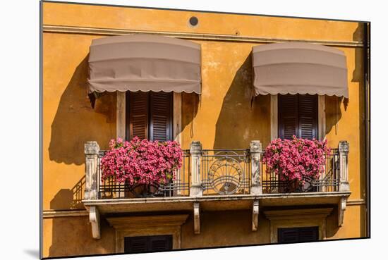 Italy, Veneto, Lake Garda, Garda, Lakeside Promenade, House Facade-Udo Siebig-Mounted Photographic Print