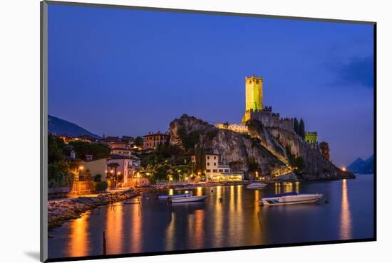 Italy, Veneto, Lake Garda, Malcesine, Townscape with Scaliger Castle-Udo Siebig-Mounted Photographic Print