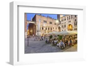 Italy, Veneto, Verona District, Verona. Piazza Dei Signori.-Francesco Iacobelli-Framed Photographic Print