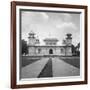 Itmad-Ud-Daulah's Tomb, Agra, India, Early 20th Century-H & Son Hands-Framed Giclee Print