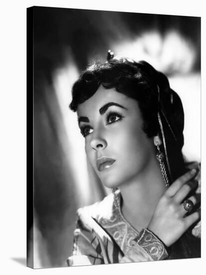 IVANHOE, 1952 directed by RICHARD THORPE Elizabeth Taylor (b/w photo)-null-Stretched Canvas