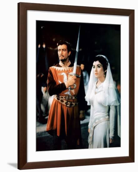 IVANHOE, 1952 directed by RICHARD THORPE Robert Taylor / Elizabeth Taylor (photo)-null-Framed Photo