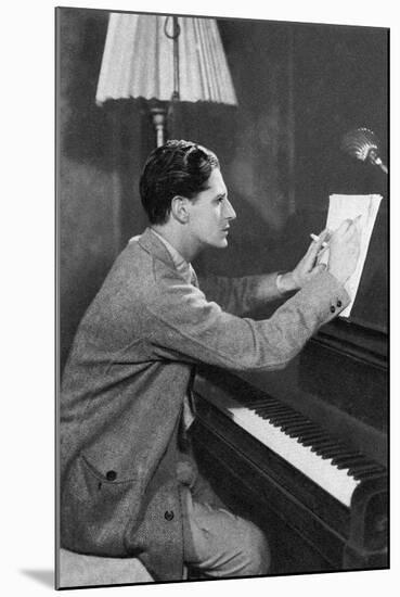 Ivor Novello-null-Mounted Photographic Print