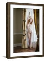 Ivory Drape-Ross Oscar-Framed Photographic Print