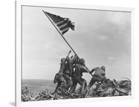 Iwo Jima Flag Raising-Joe Rosenthal-Framed Photographic Print