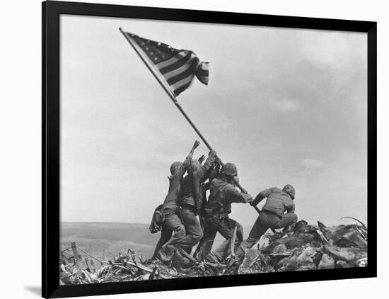 Iwo Jima Flag Raising-Joe Rosenthal-Framed Photographic Print