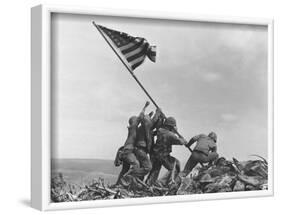 Iwo Jima Flag Raising-Joe Rosenthal-Framed Photographic Print