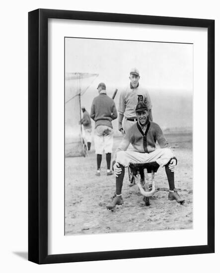 Jack Onslow & Ossie Vitt, Detroit Tigers, Baseball Photo - Detroit, MI-Lantern Press-Framed Art Print